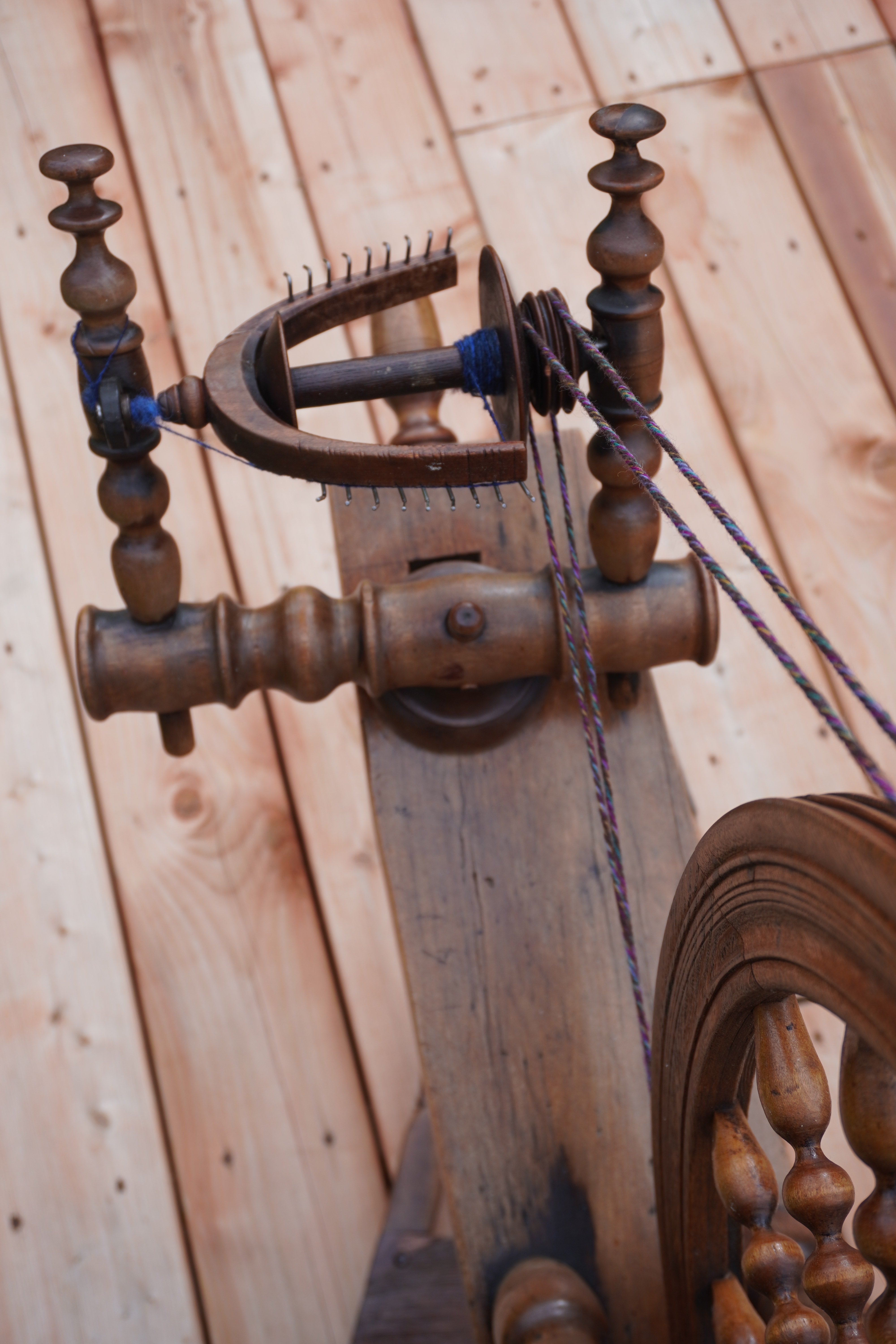 Double Drive Antique Spinning Wheel