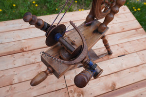 Double Drive Antique Spinning Wheel