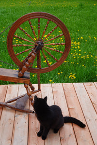 Double Drive Antique Spinning Wheel