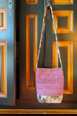 Load image into Gallery viewer, Rose sauvage - Sac à bandoulière
