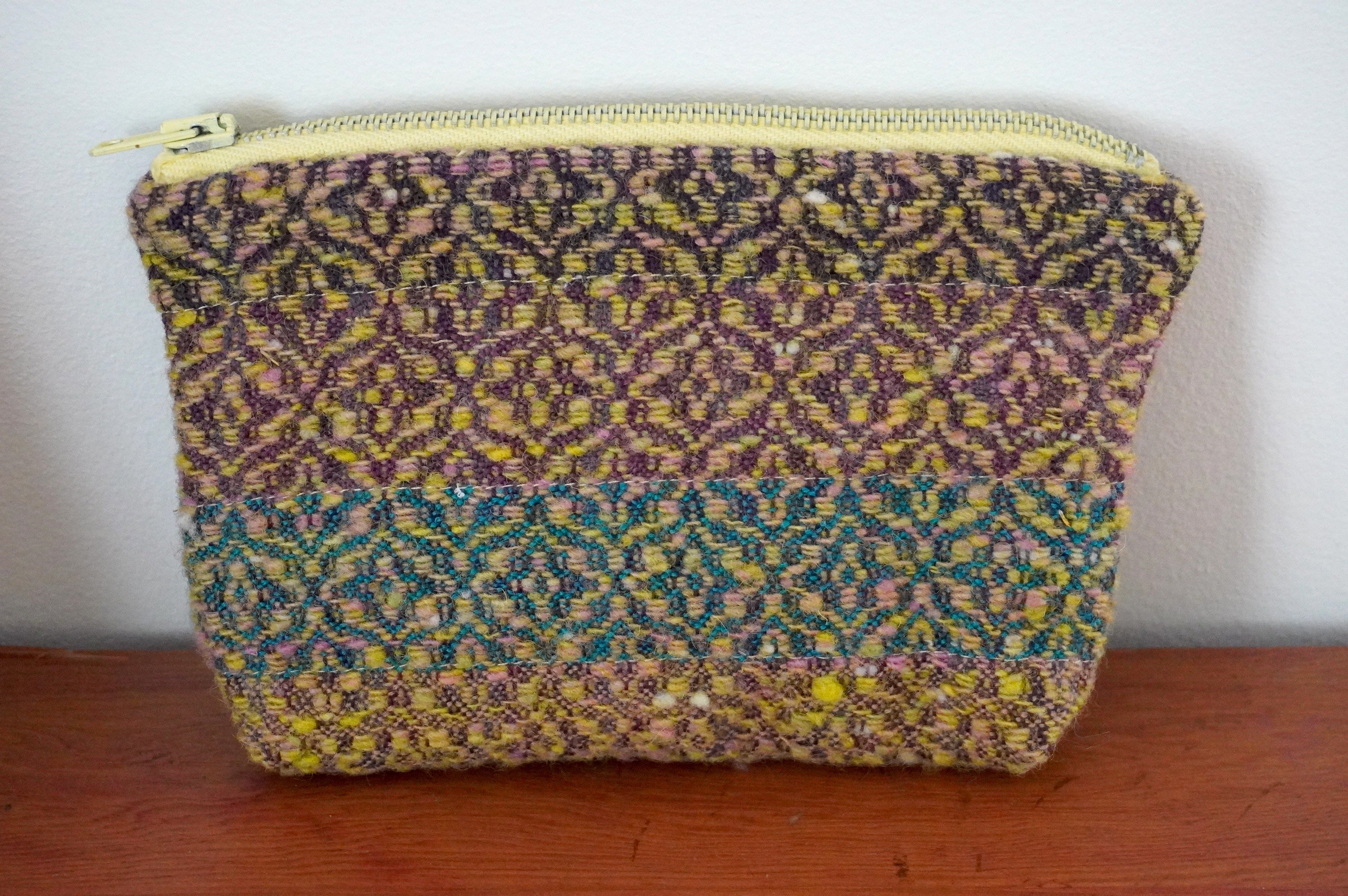 Filé main - Pochette à fromage