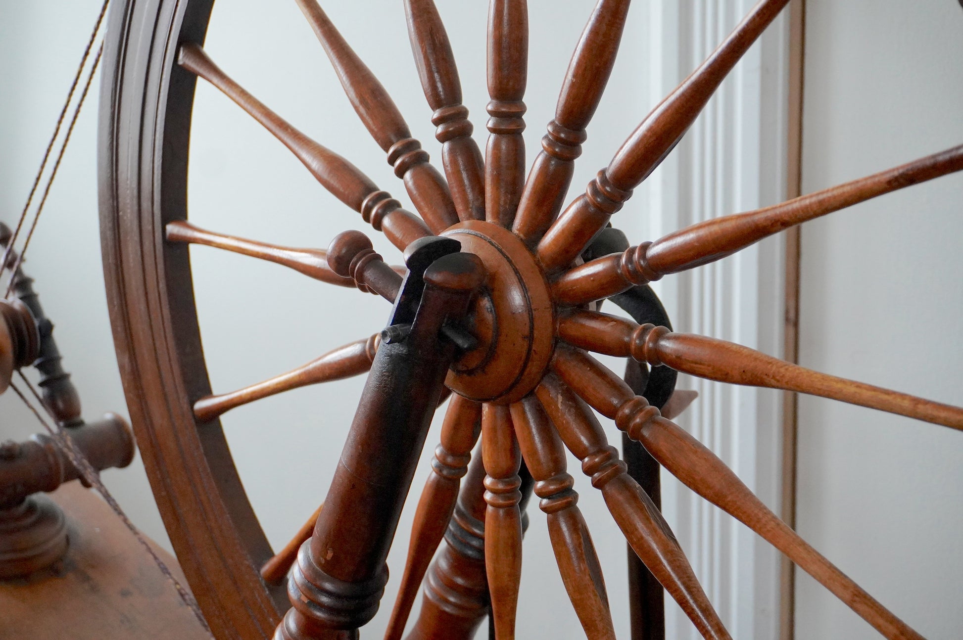 Rouet Paradis à grande roue