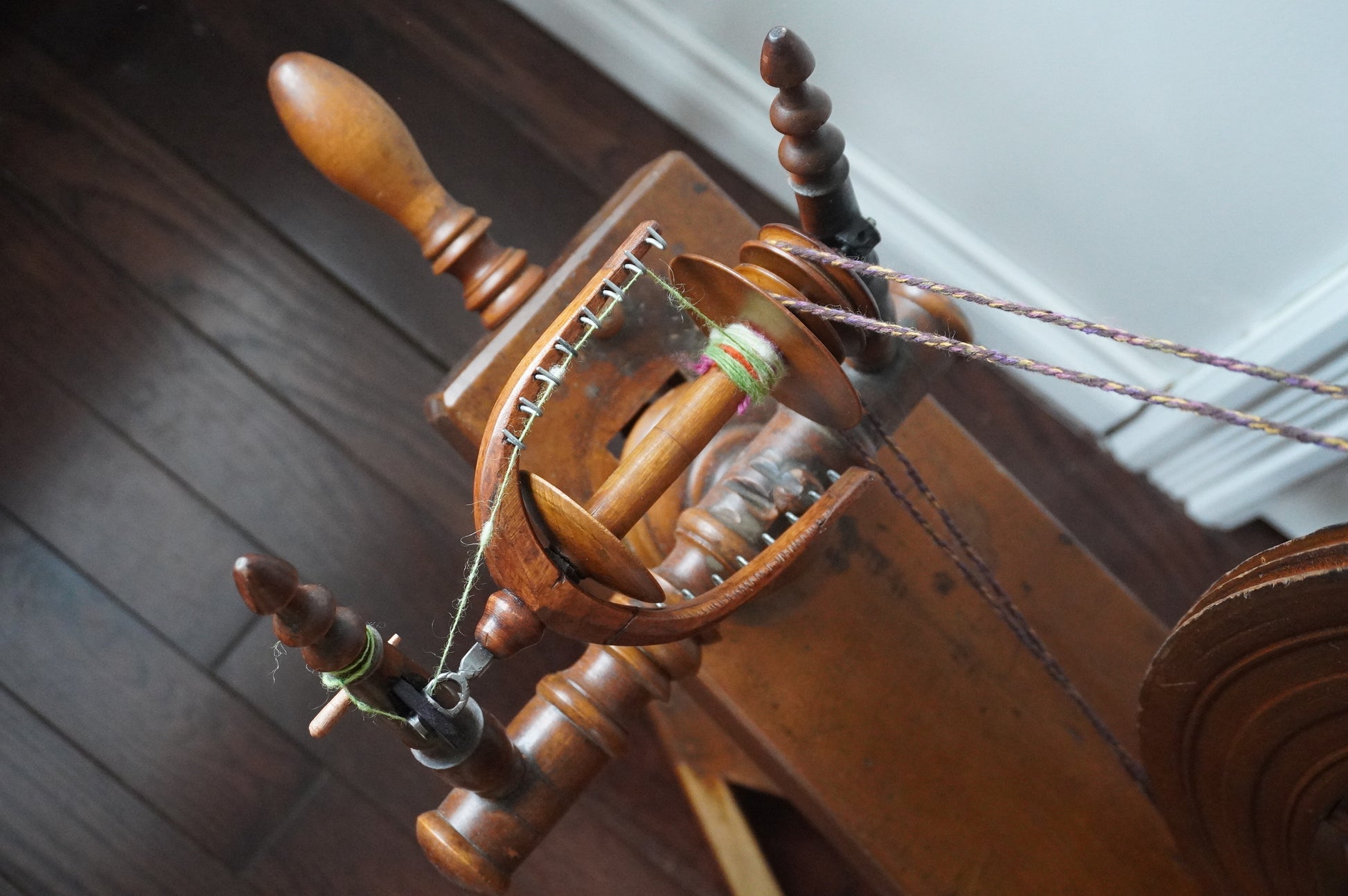 Rouet Paradis à grande roue