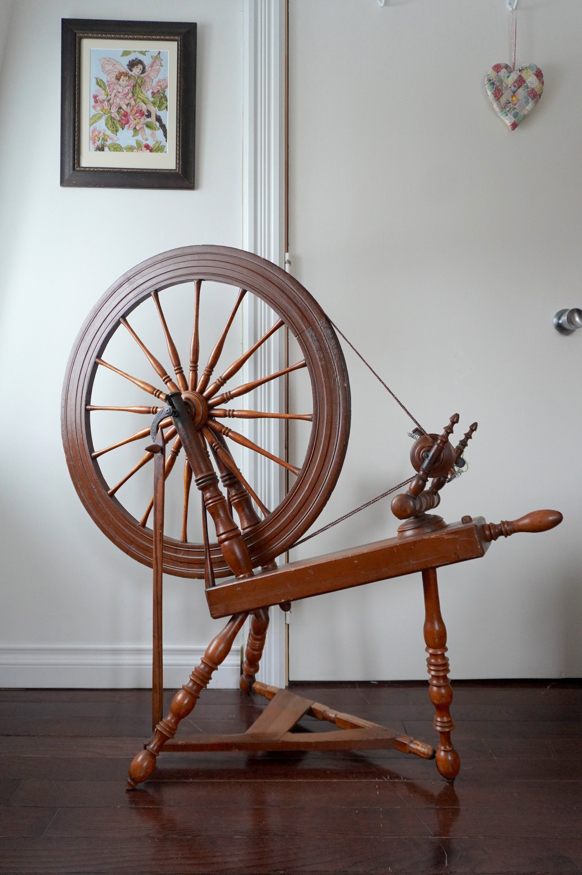 Rouet Paradis à grande roue