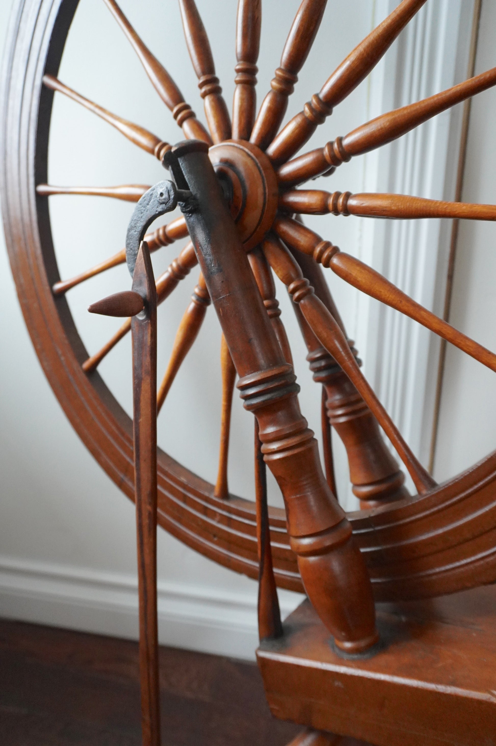 Rouet Paradis à grande roue