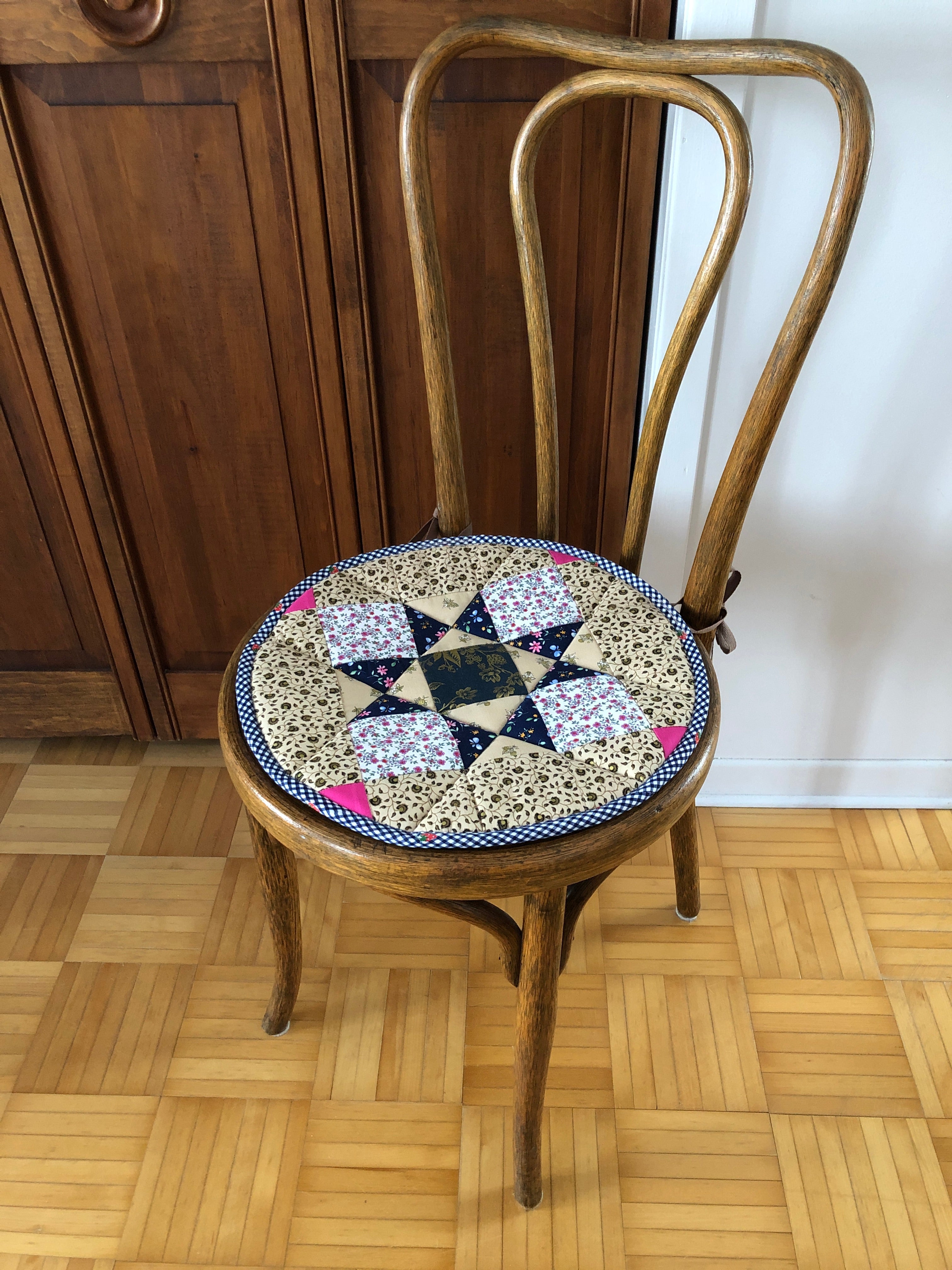 Midnight Star Patchwork Chair Pad with Jacquard Backing