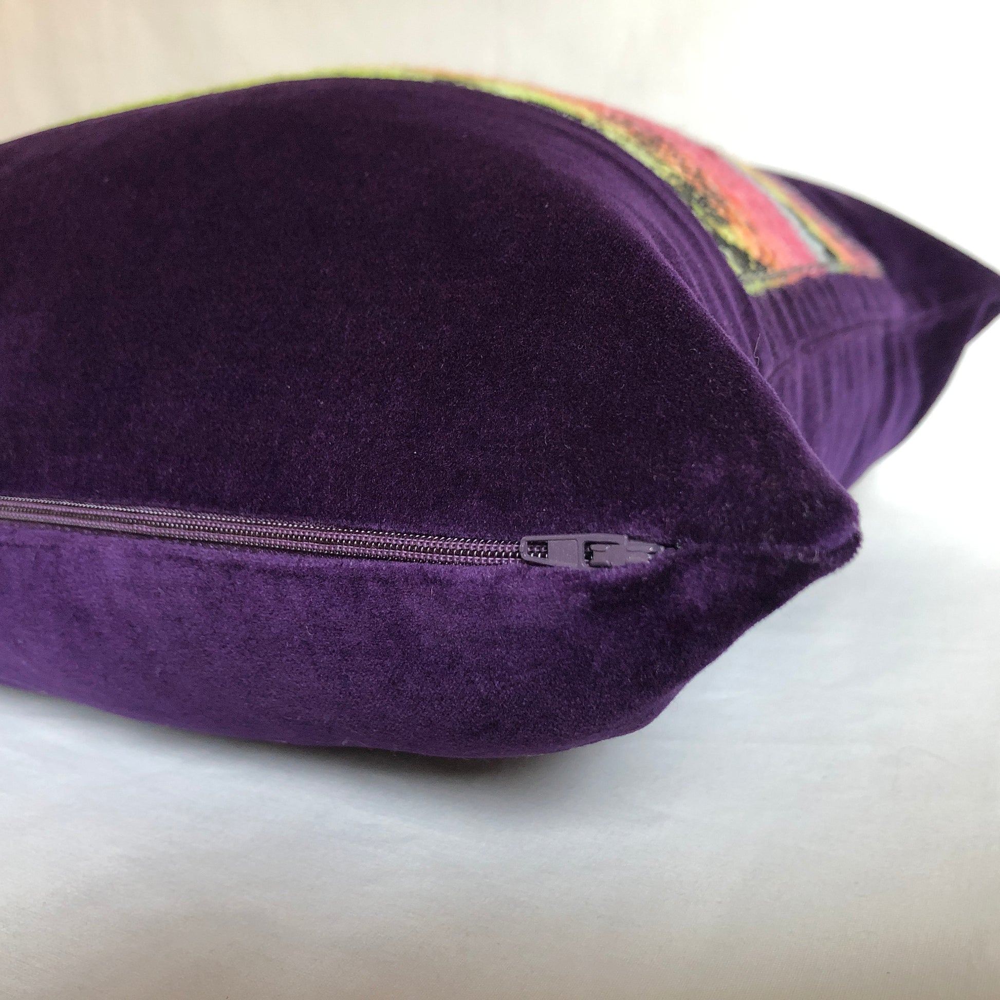 Definition of Beauty - Pillow Cover with Handwoven Jacquard Tapestry