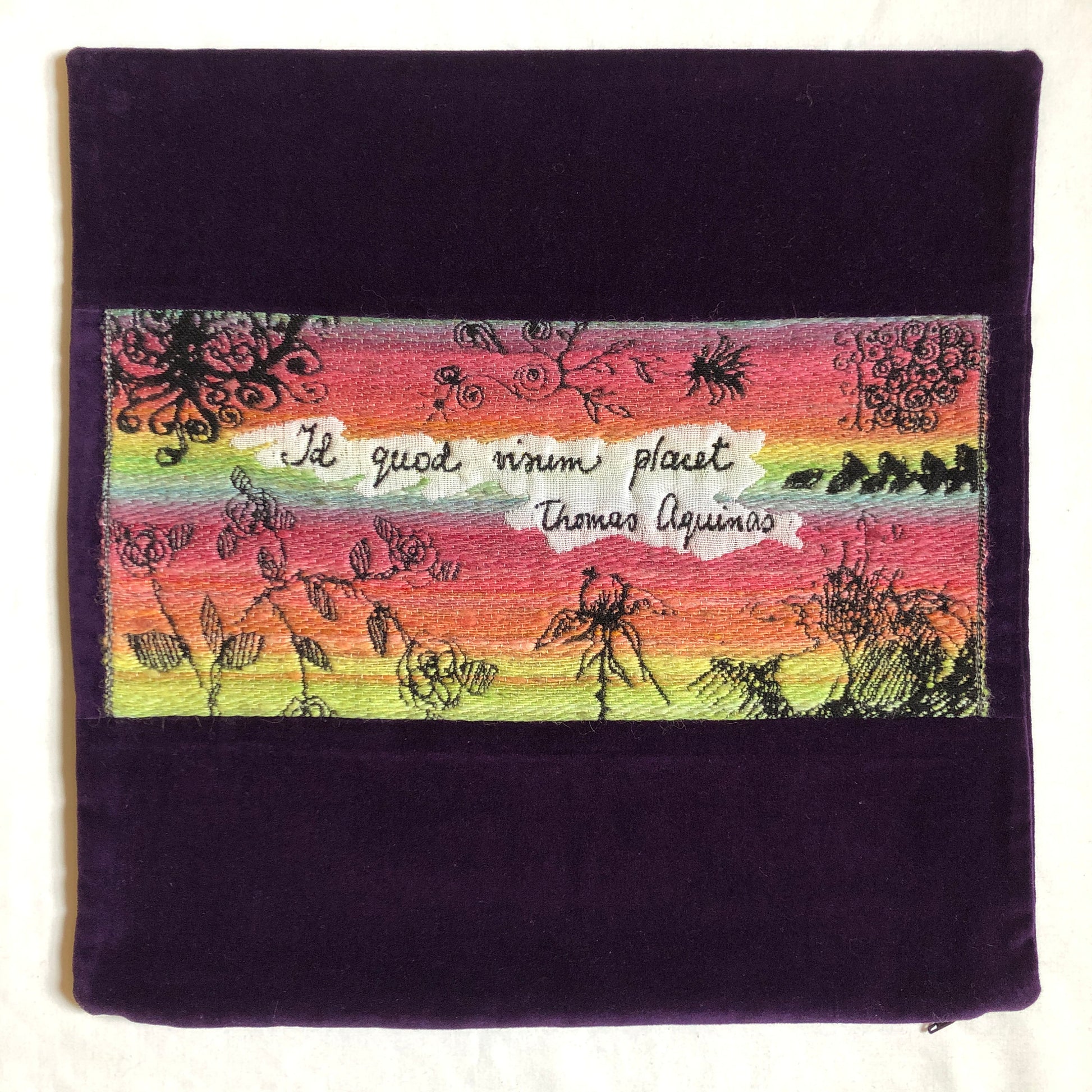 Definition of Beauty - Pillow Cover with Handwoven Jacquard Tapestry