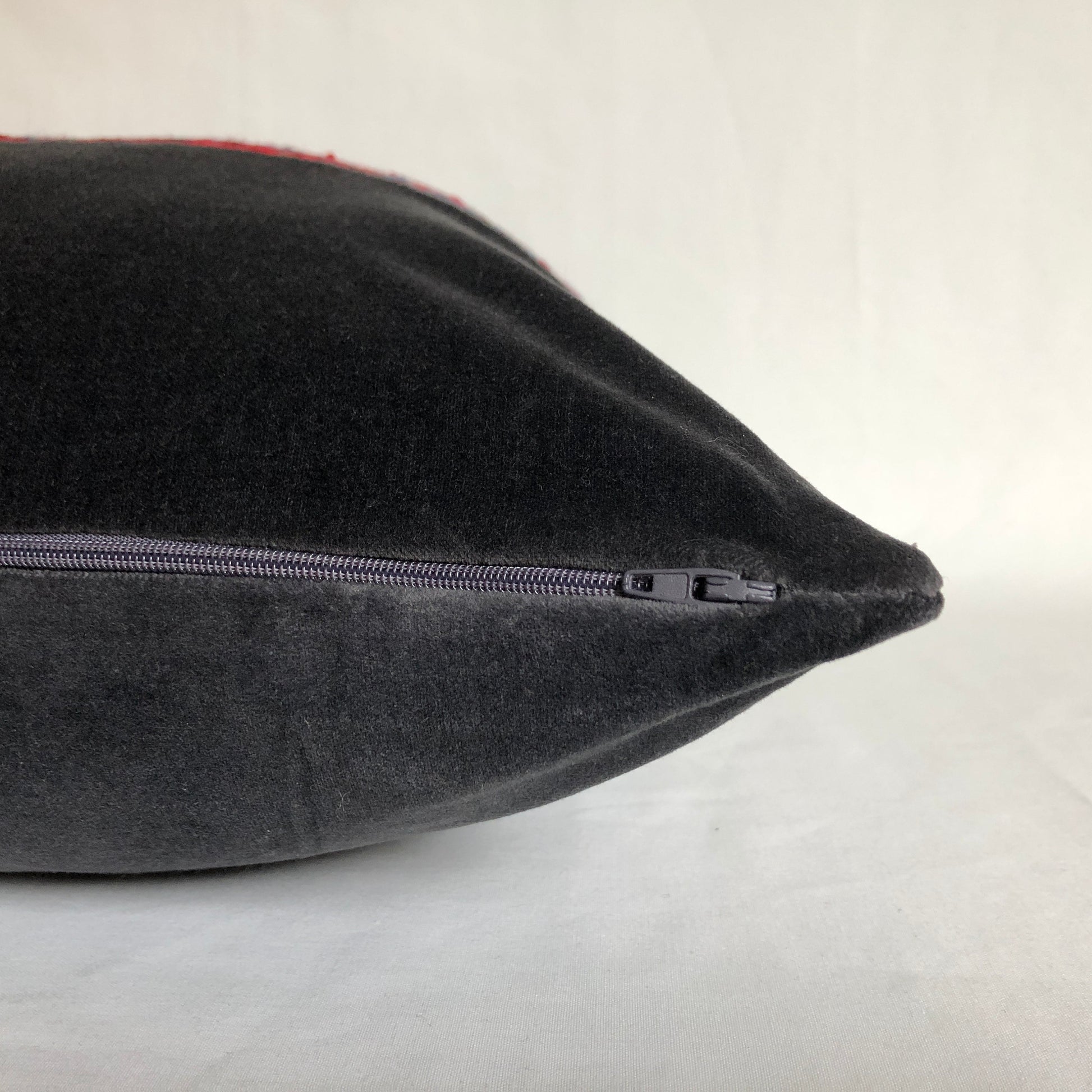 Definition of Beauty - Pillow Cover with Handwoven Jacquard Tapestry