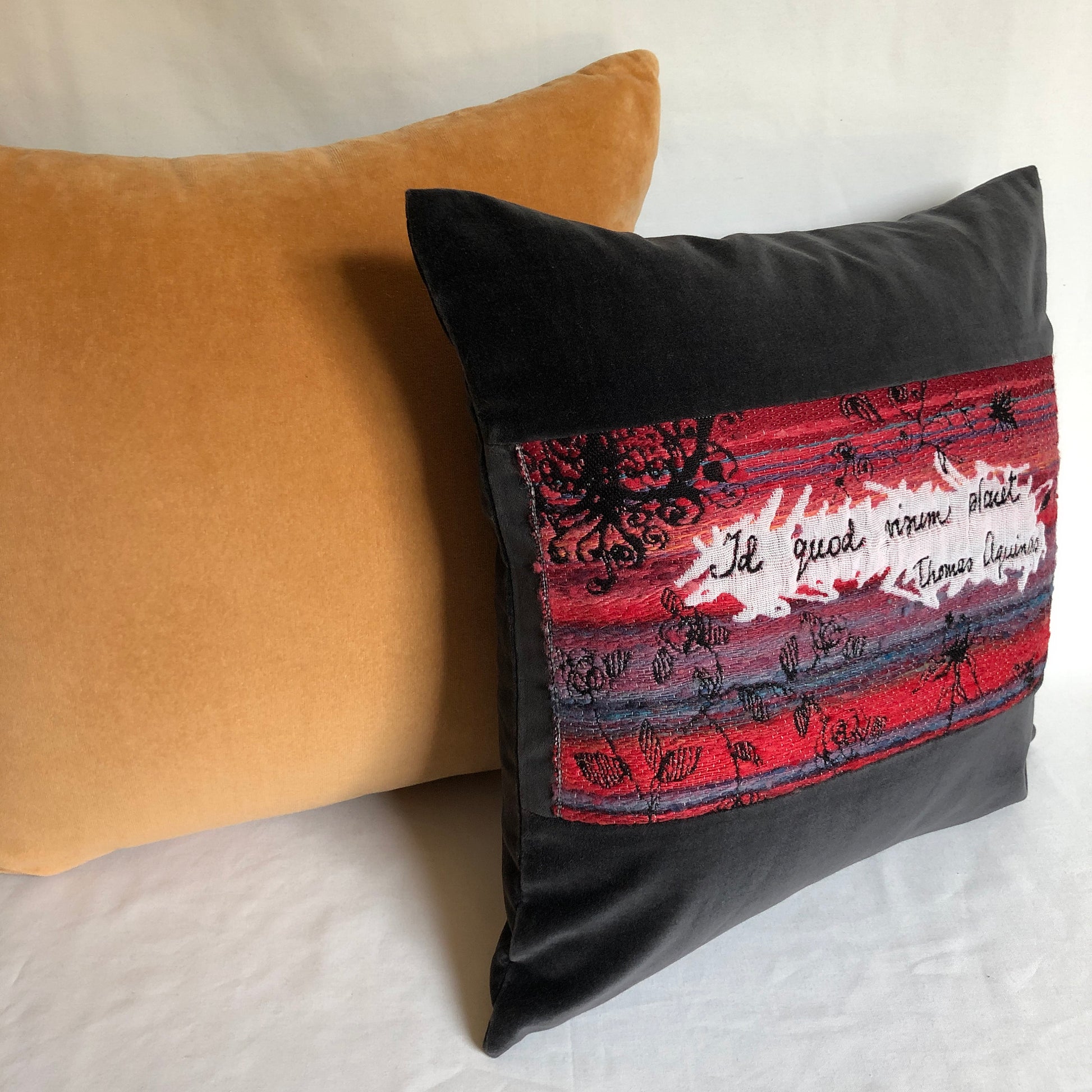 Definition of Beauty - Pillow Cover with Handwoven Jacquard Tapestry